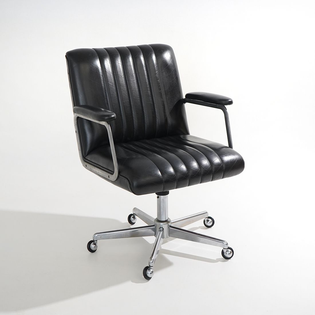 Office Chair By Osvaldo Borsani For Tecno, 1960s