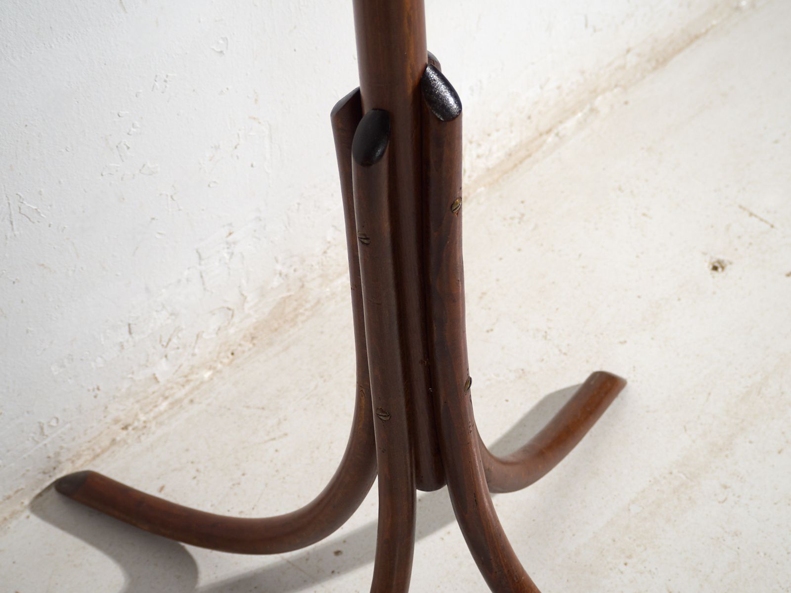 Bentwood Coat Stand In Beechwood – Austria Hungary, Thonet Style, Circa 1900 photo for sale