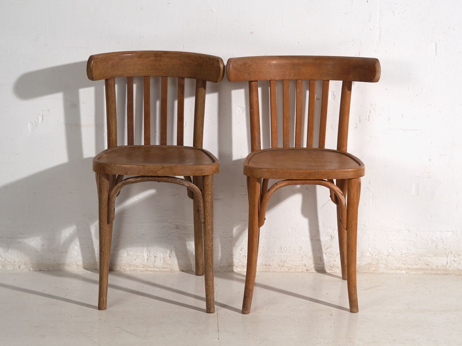 Pair Of Thonet Style Bentwood Chairs With Low Back – Central Europe, Circa 1920 photo 417.0