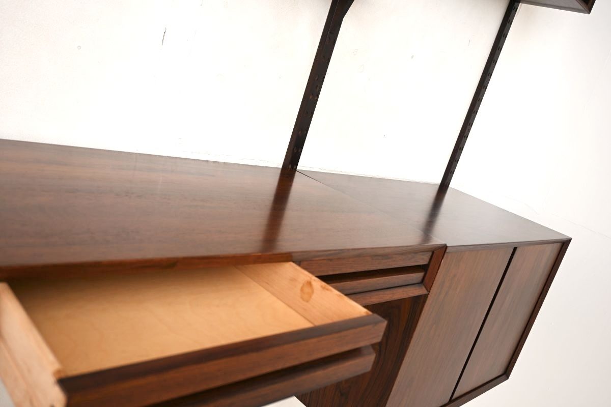 photo furniture Danish Vintage Rosewood Royal Shelving System By Poul Cadovius