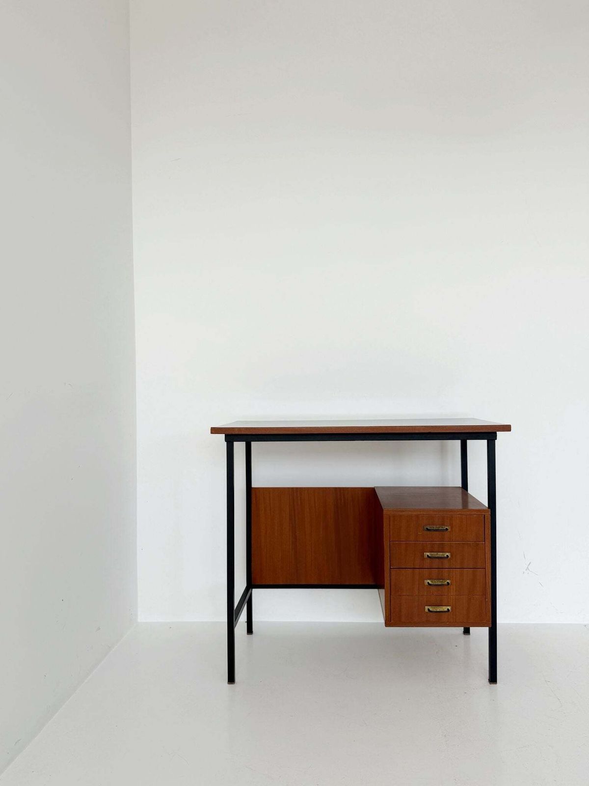 Modernist Desk With Floating Drawers And Green Top, 1960s