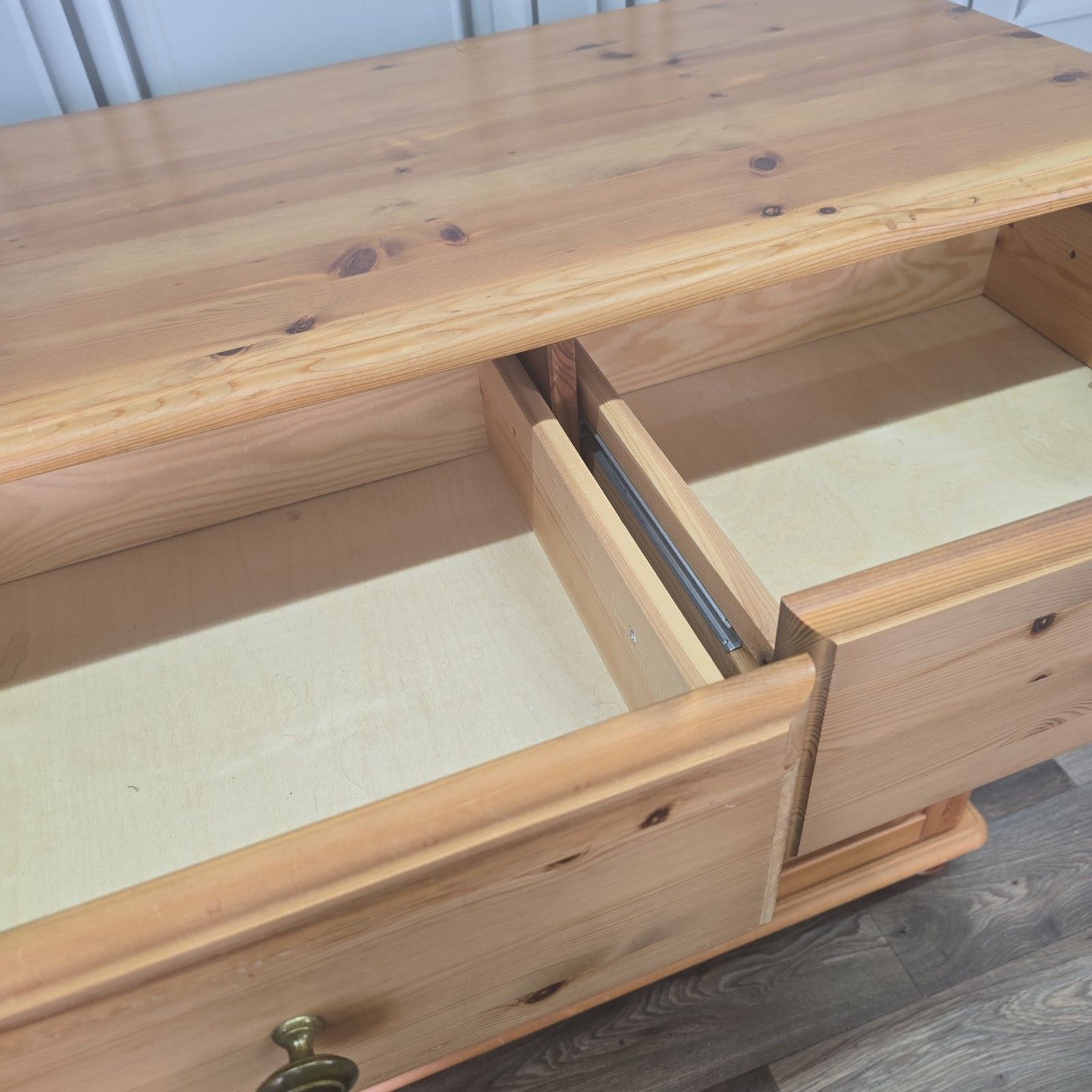 photo vinterior Vintage Pine Sideboard Cupboard Drawers Country Style Wooden Retro Kitchen Unit