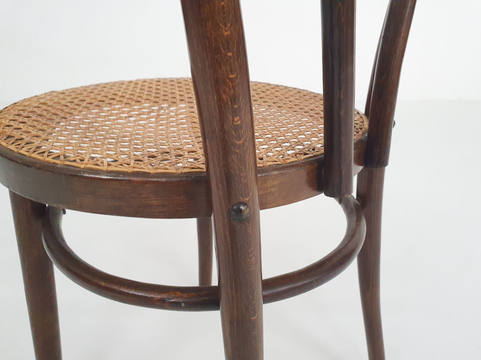 Thonet Model No. 14 Eetkamerstoel, Tsjecho Slowakije, Jaren 1920 photo Meubels