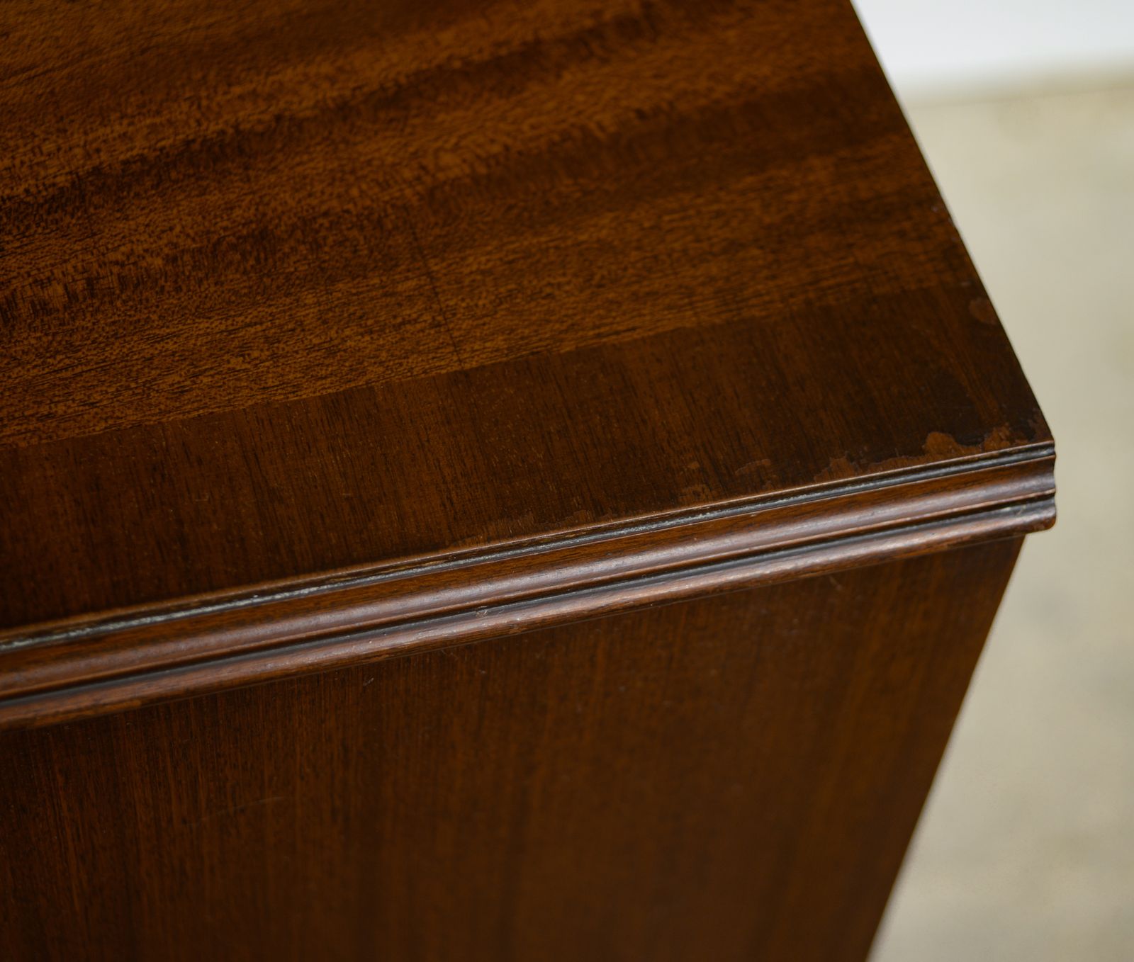 photo furniture Regency Style Mahogany Chest Of Drawers   Bow Fronted