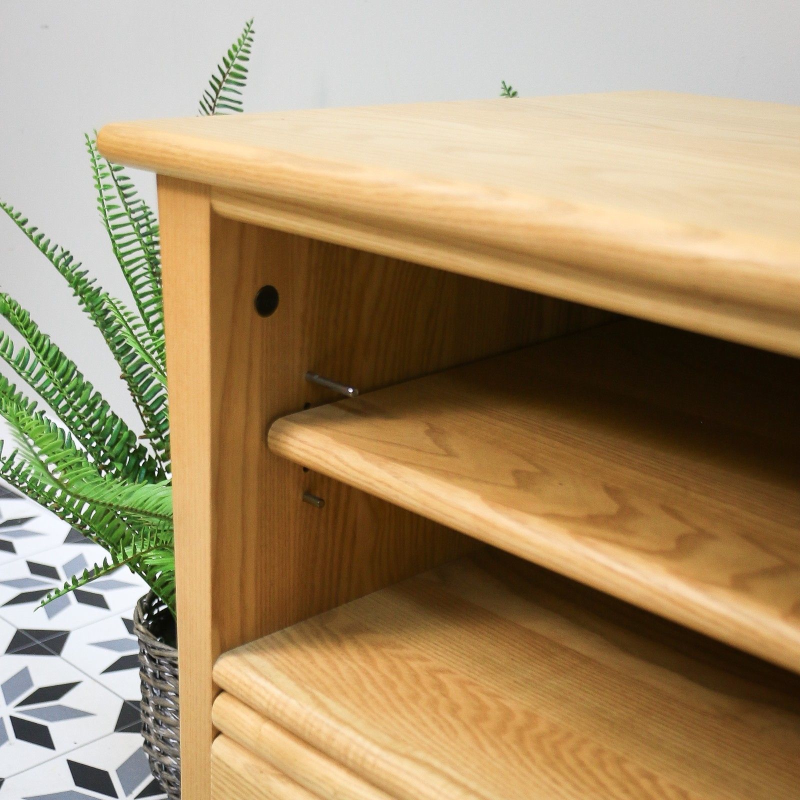 Ercol Tv Media Stand In Elm And Ash, Light Blonde Finish. photo 525.0