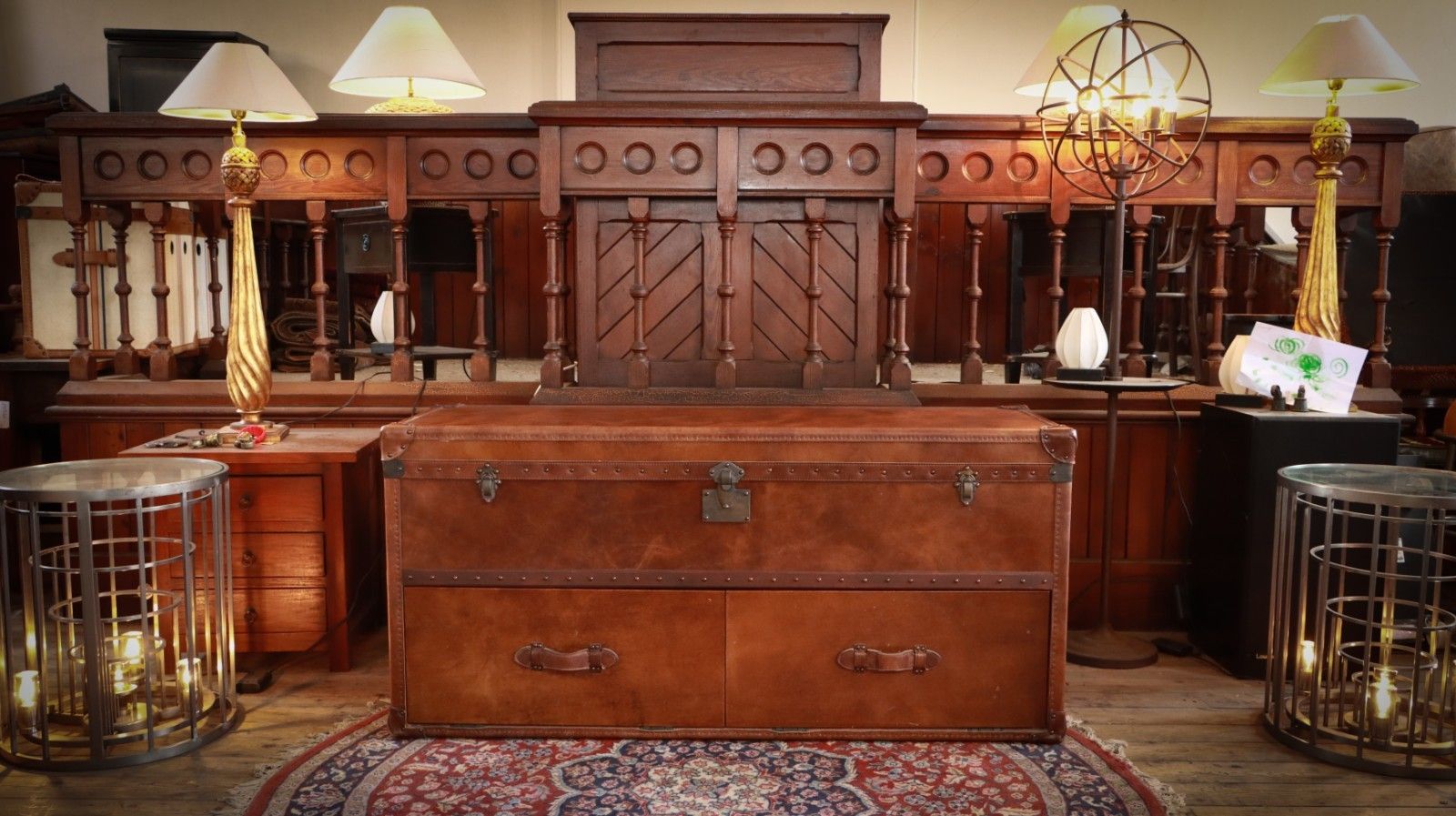 Super Timothy Oulton Mayfair Sideboard Media Unit Leather Trunk Antique Whisky🚚 photo Furniture