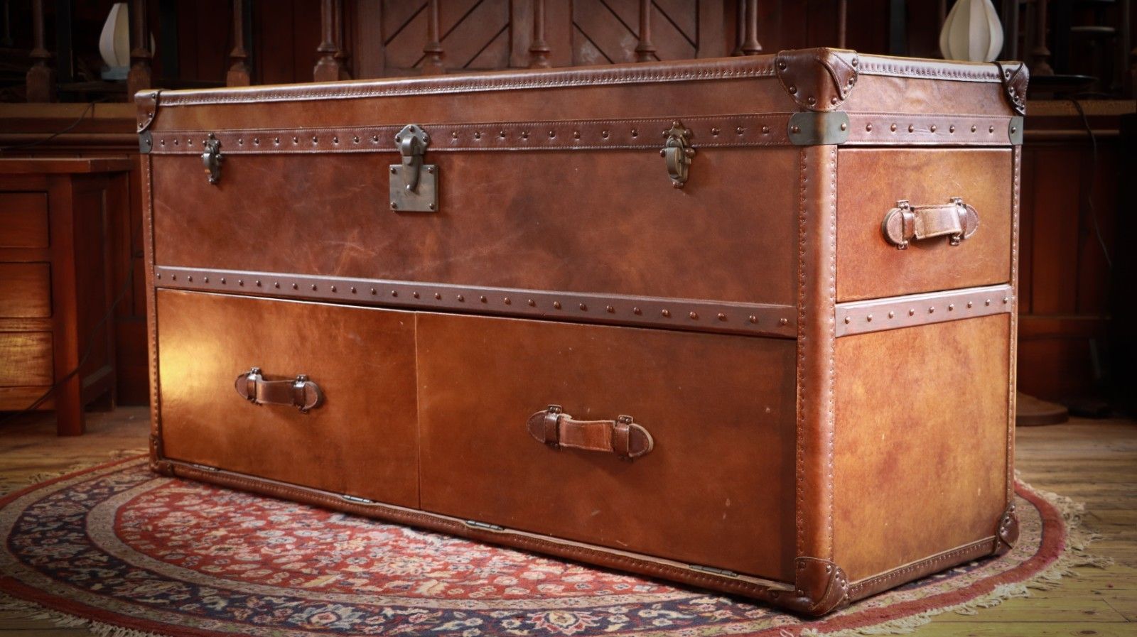 2800.0 Super Timothy Oulton Mayfair Sideboard Media Unit Leather Trunk Antique Whisky🚚 photo