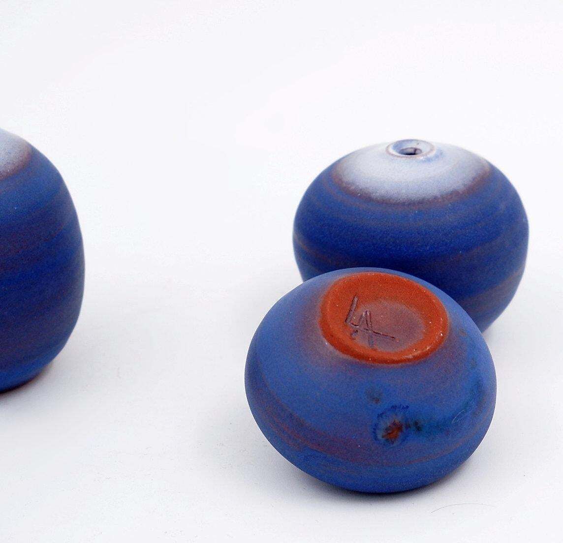 Set Of 3 Vintage Blue Miniature Ceramics By Antonio Lampecco   Belgium photo vinterior