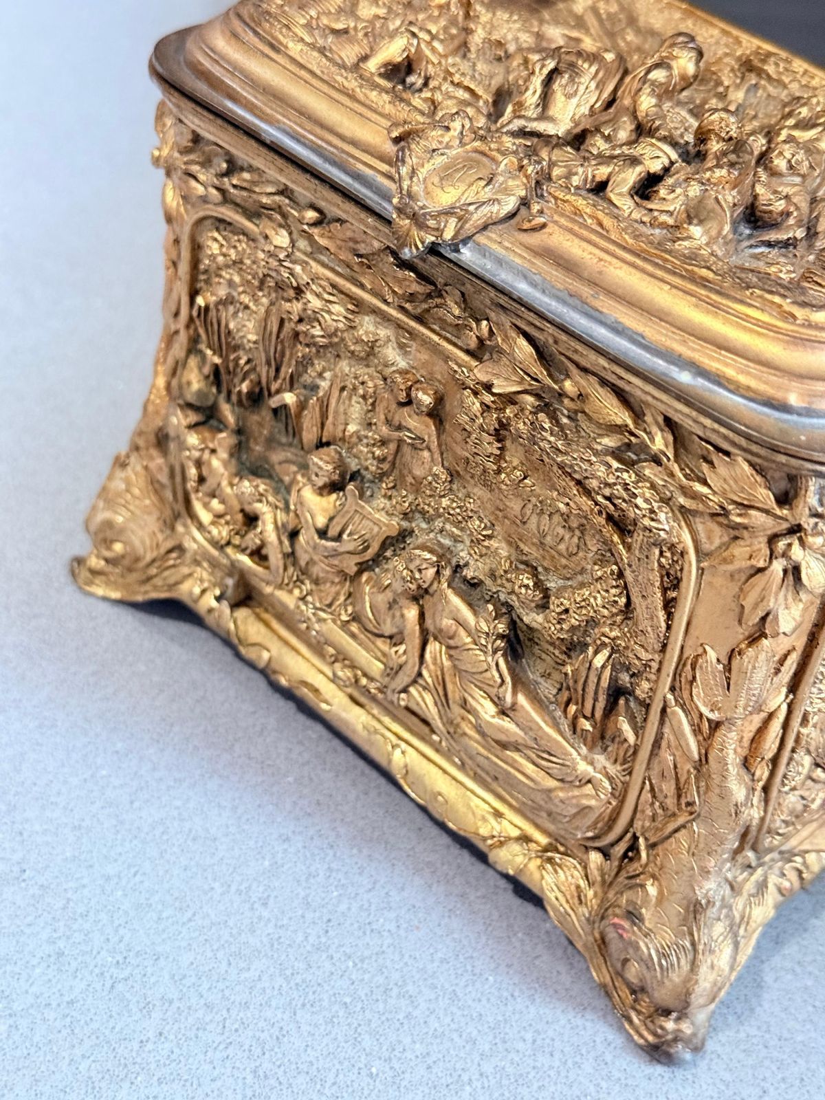 Coffret à bijoux d'époque en bronze doré sculpté - Daté 17 & 20 Août 1872 photo buy