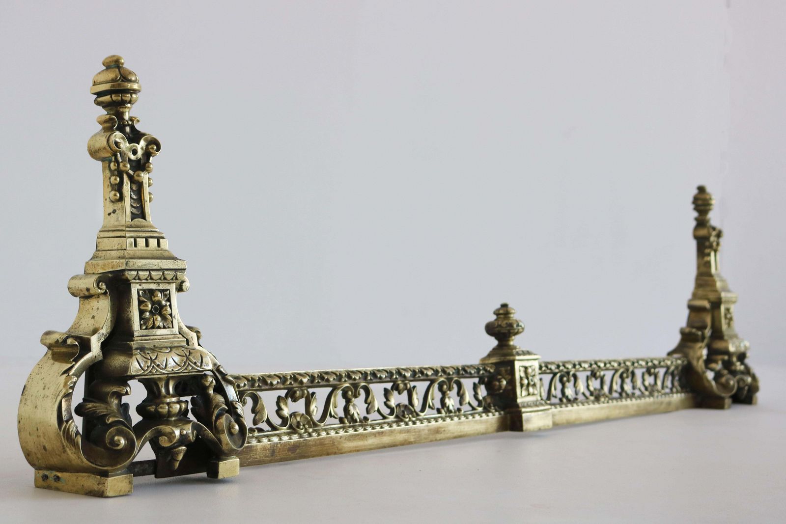 photo furniture Antique 19th Century French Louis XVI Style Adjustable Bronze Fireplace Fender