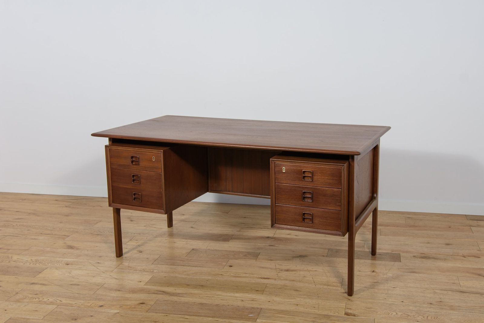 Mid Century Teak Desk By Arne Vodder For Sibast, Denmark, 1960s