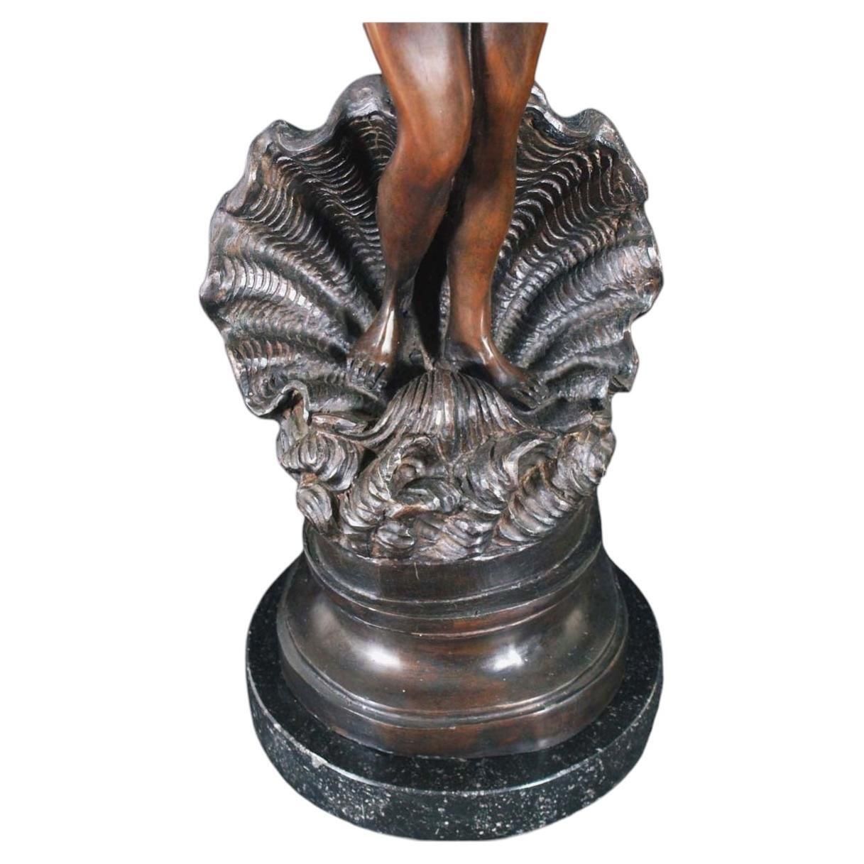Groot mythologisch bronzen Venus-beeld van James Hunt photo vinterior