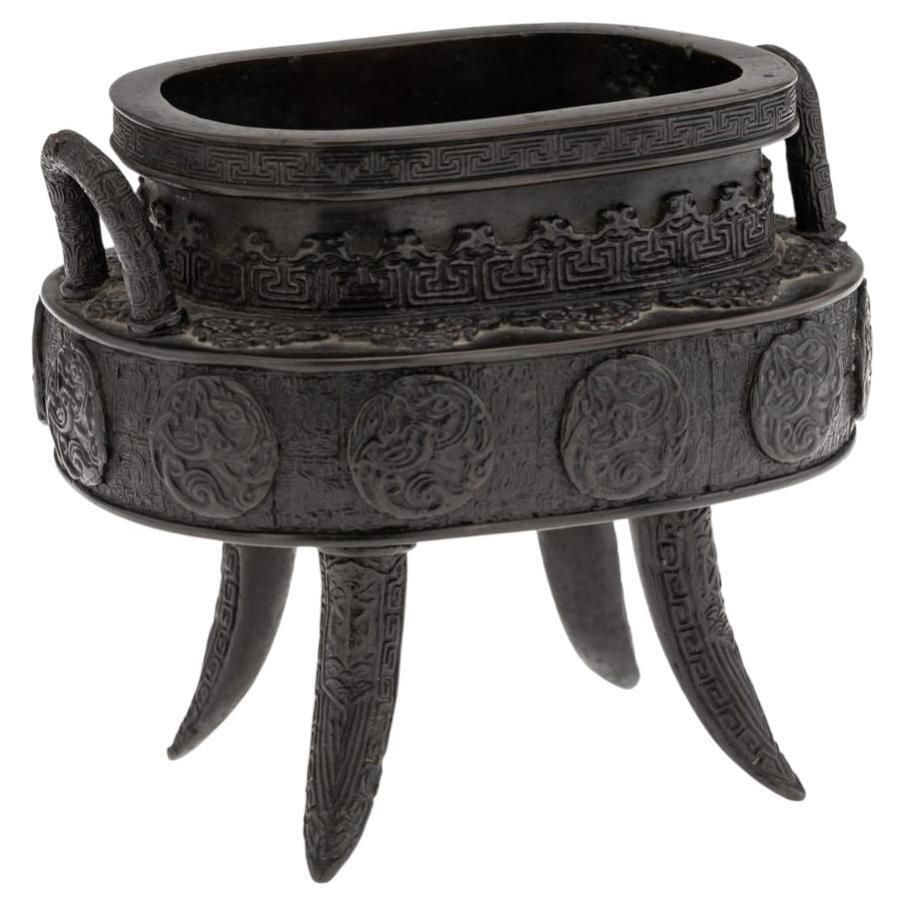 Antique 19th Century Japanese Bronze Vessel In The Style Of The 17thc Edo Period