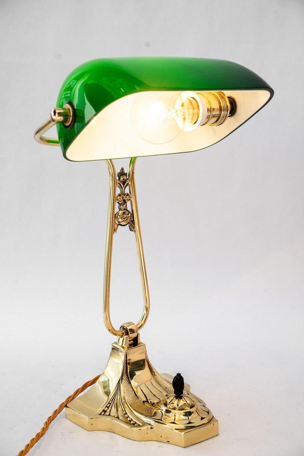 Lighting Swiveling Banker Table Lamp With Green Glass Shade Vienna Around 1920s photo