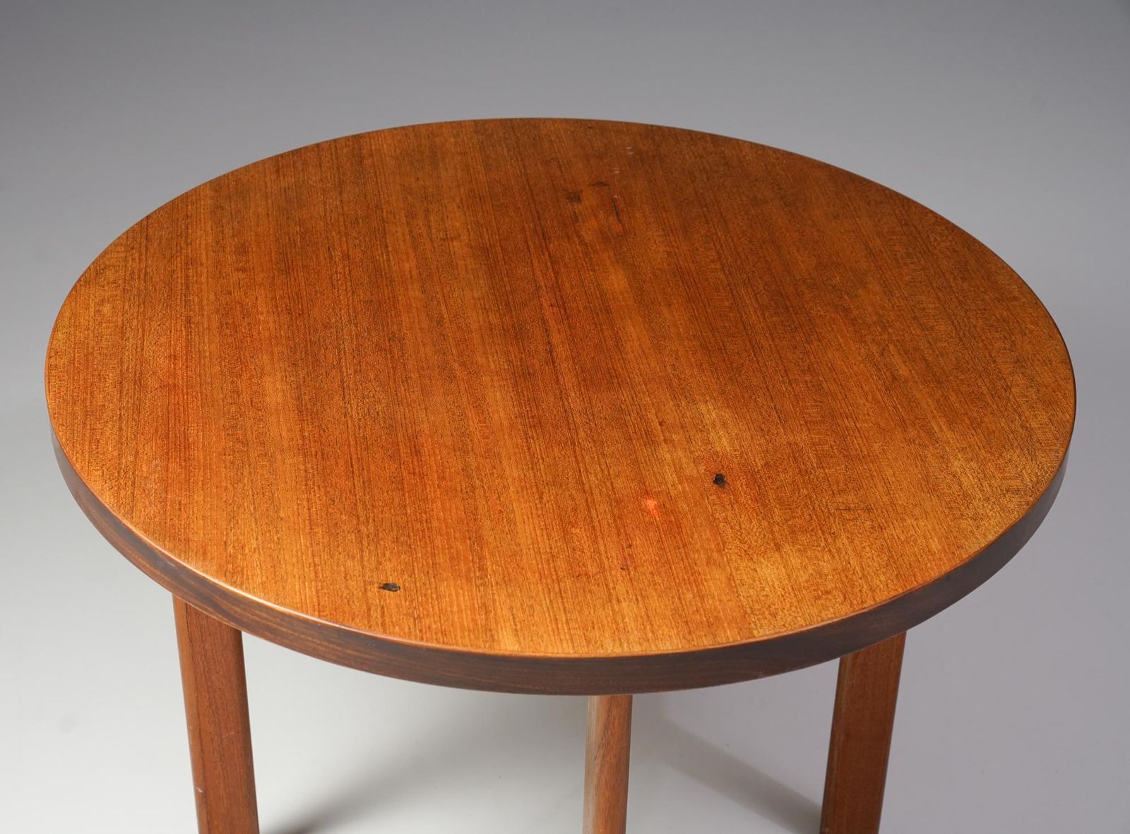 Scandinavian Modern Round Dining Table, Alvar Aalto, Artek, 1960s photo for sale
