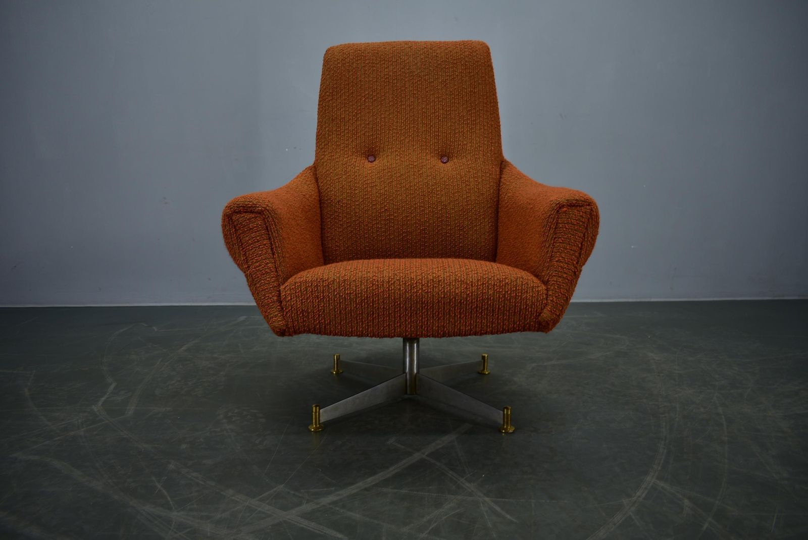 Mid Century Swivel Chair, Italian, 1969s photo vinterior