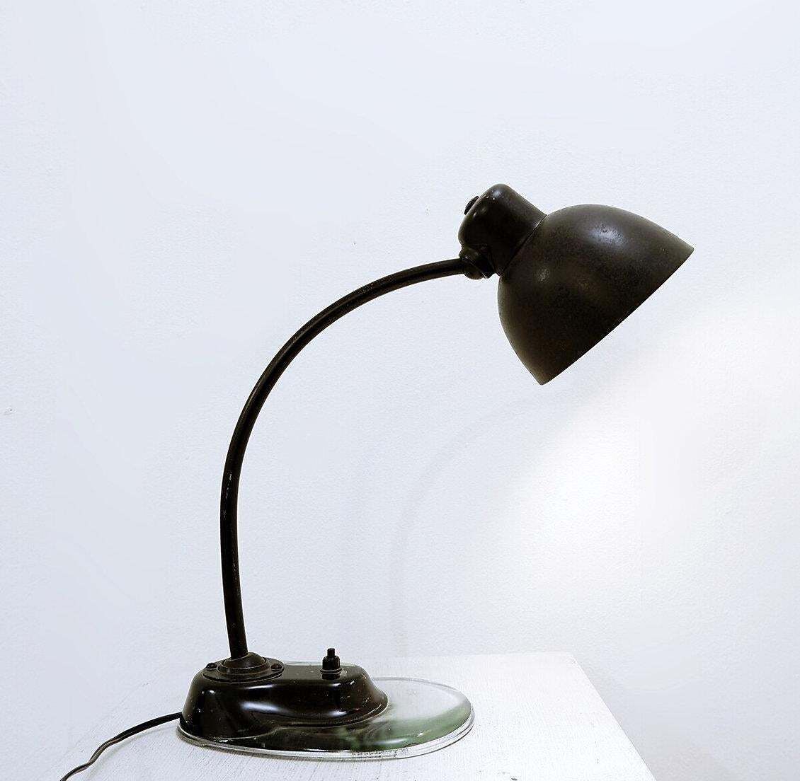 "Kamdem N° 756" Desk Lamp By Marianne Brandt, Hin Dieckbrede, & H. Gaute   1930s photo vinterior