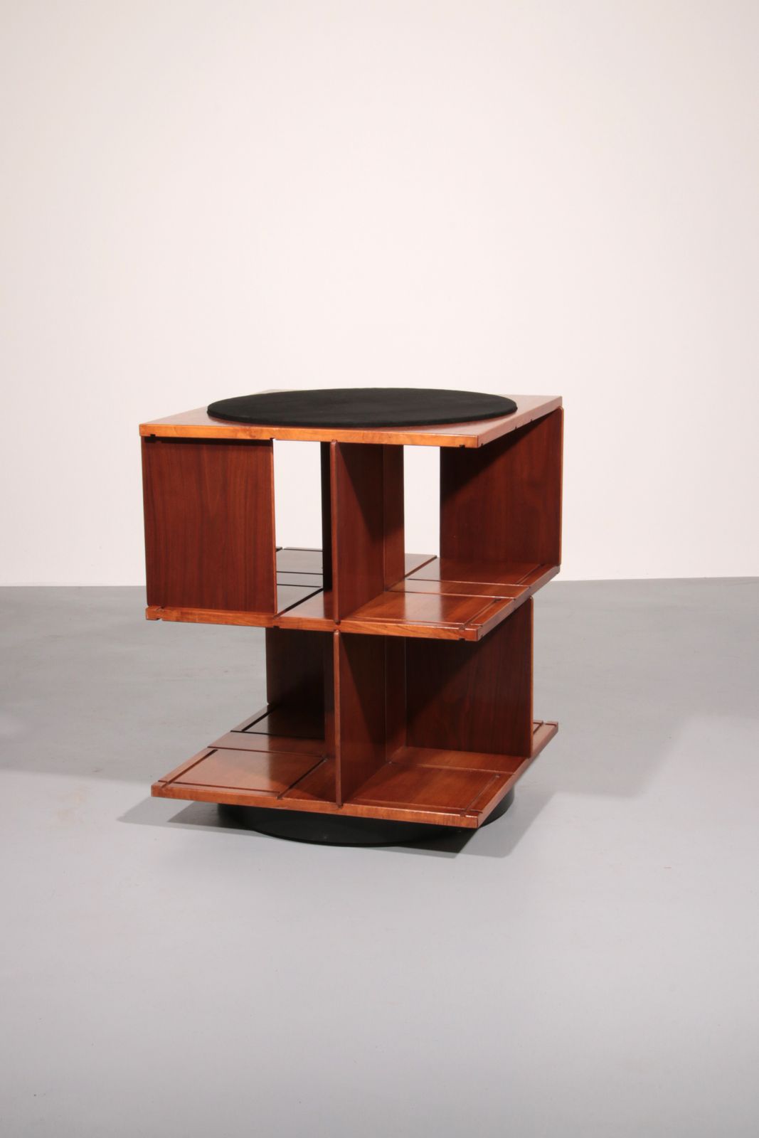 Gianfranco Frattini Revolving Modular Bookcase Model 823,1963 Italy photo 4250.0