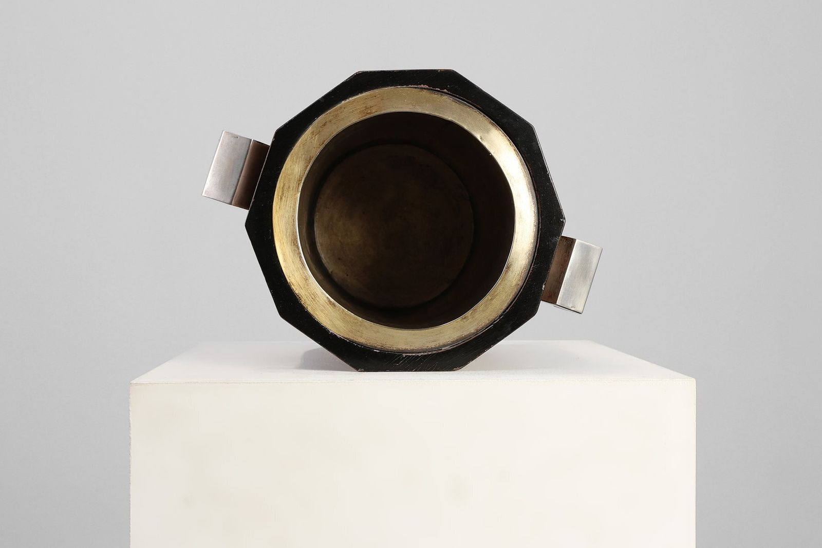 Art Deco Sculptural Burlwood Ice Bucket, France, 1925 photo 1296.0