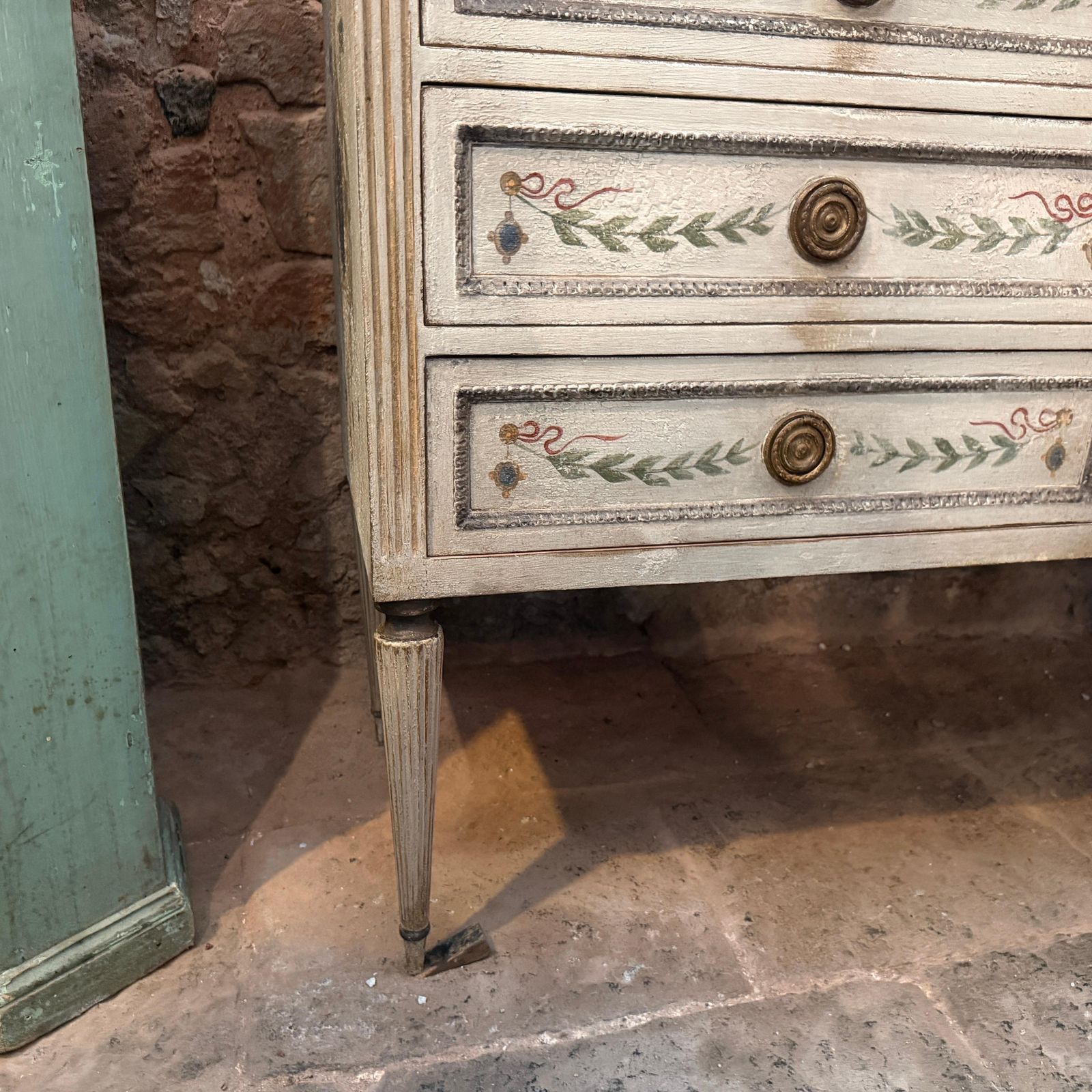 A Louis XVI Lacquered Wood Florentine Chest Of Drawers photo vintage
