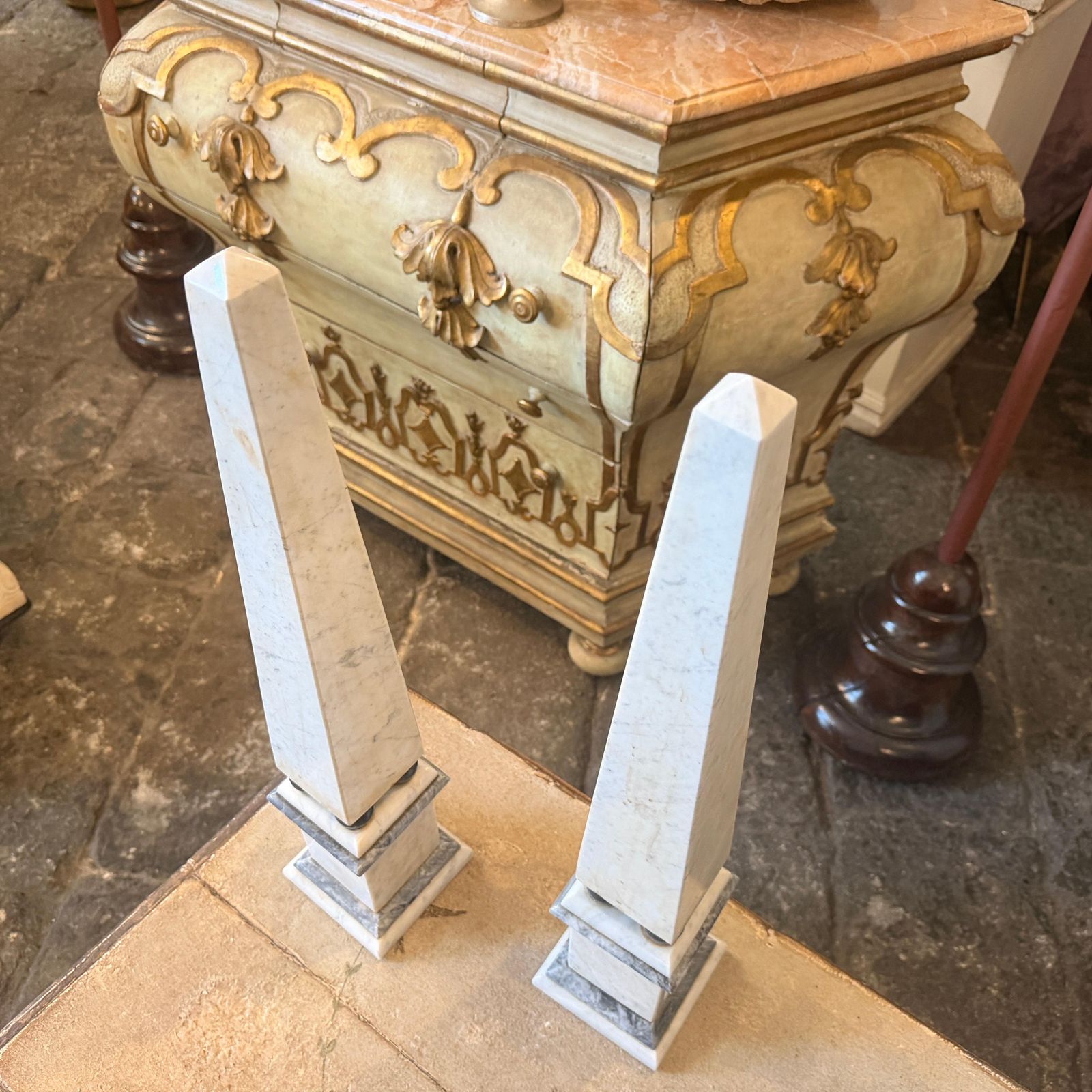photo furniture A Pair Of Art Deco White Carrara Marble And Black Marble Italian Obelisks