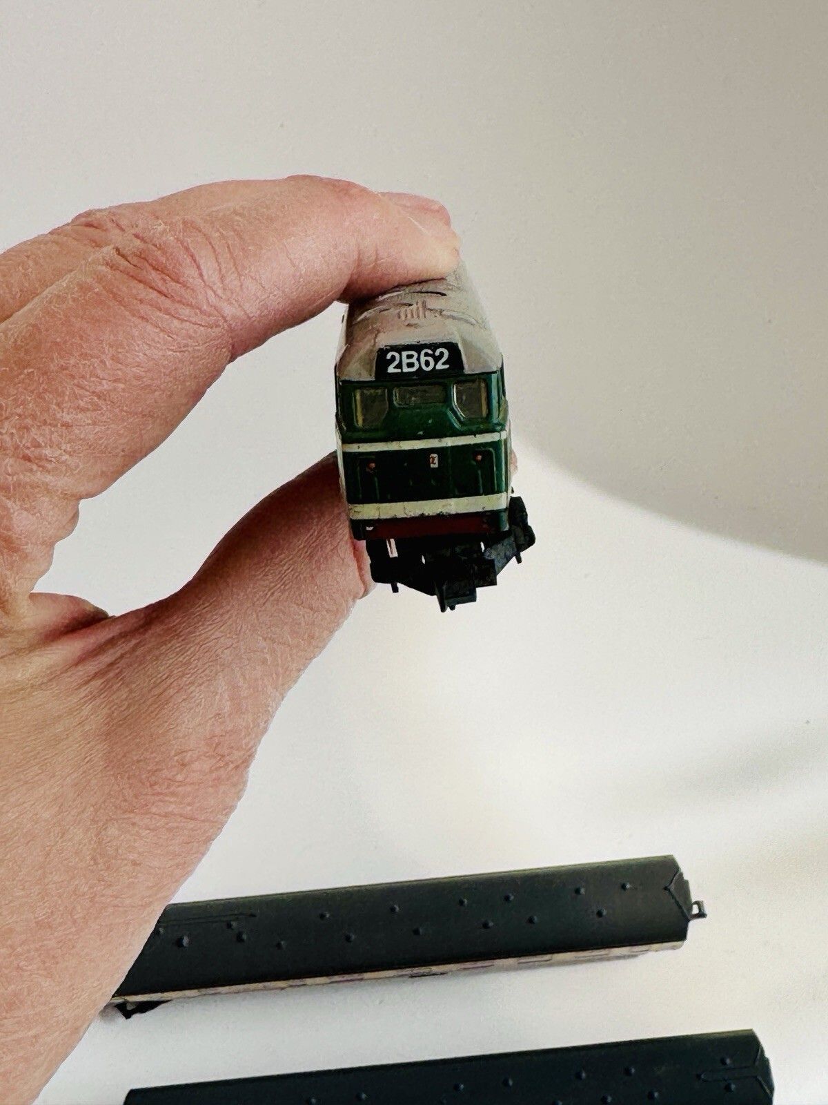 Graham Farish N Gauge British Rail Class 31 Diesel Locomotive & 3 Coaches photo Home Decor
