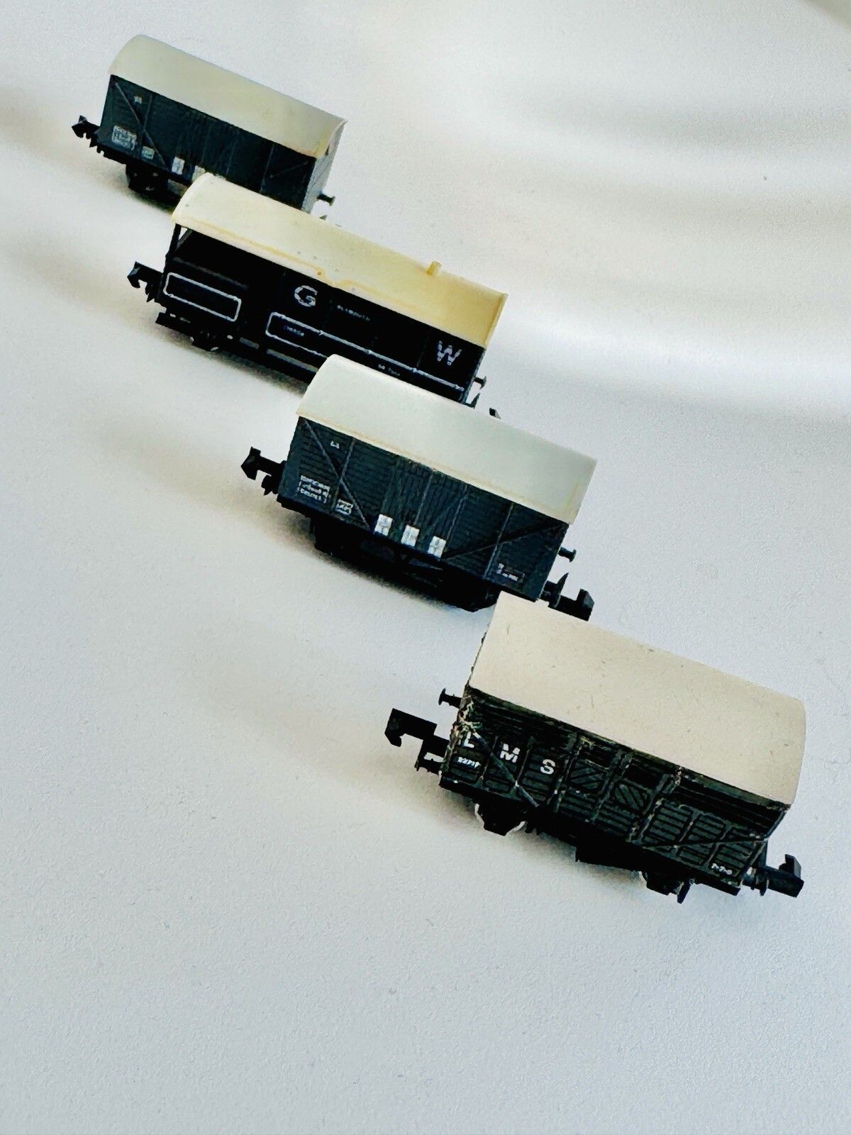 Graham Farish Great Western Railway (Gwr) 0 6 0 Pannier Tank Set N Gauge photo Home Decor