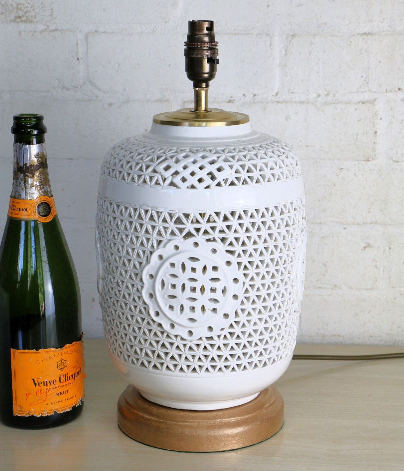 Table Lamp Oriental Blanc De Chine Reticulated Chinese Ceramic Lamp 20th C.
