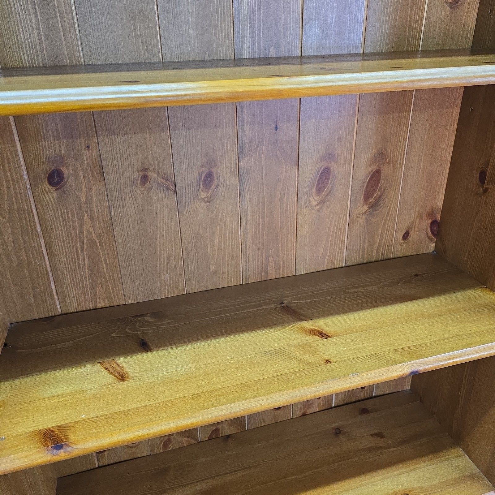 photo vintage Vintage Pine Bookcase Tall Shelving Unit Country Style Shelves Retro Wooden