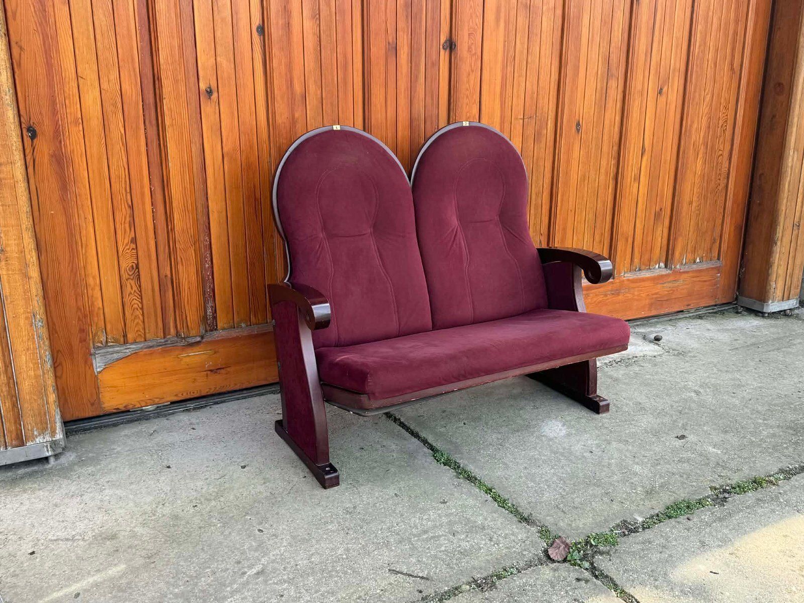 Vintage art deco loveseat met bordeauxrode bekleding, 1970 photo furniture
