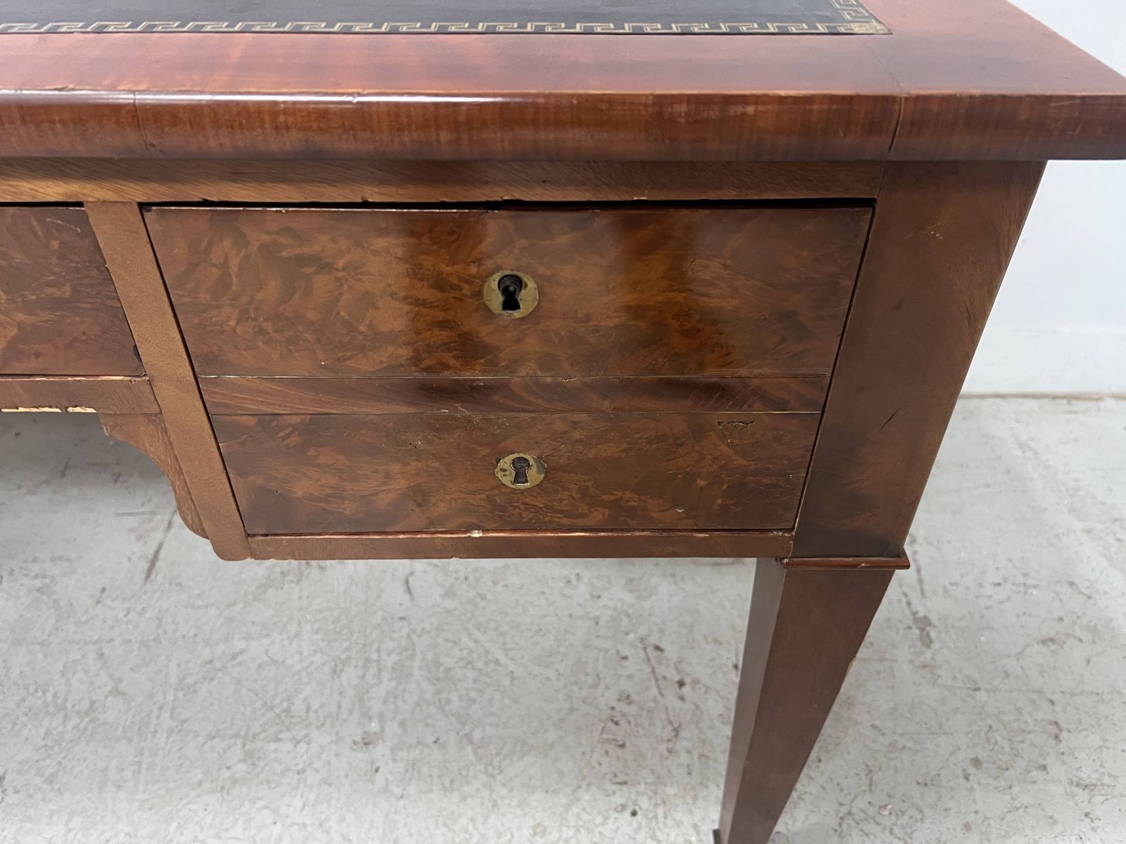 1485.0 Louis XVI Style Flat Desk In Walnut And Veneer, 19th Century. photo