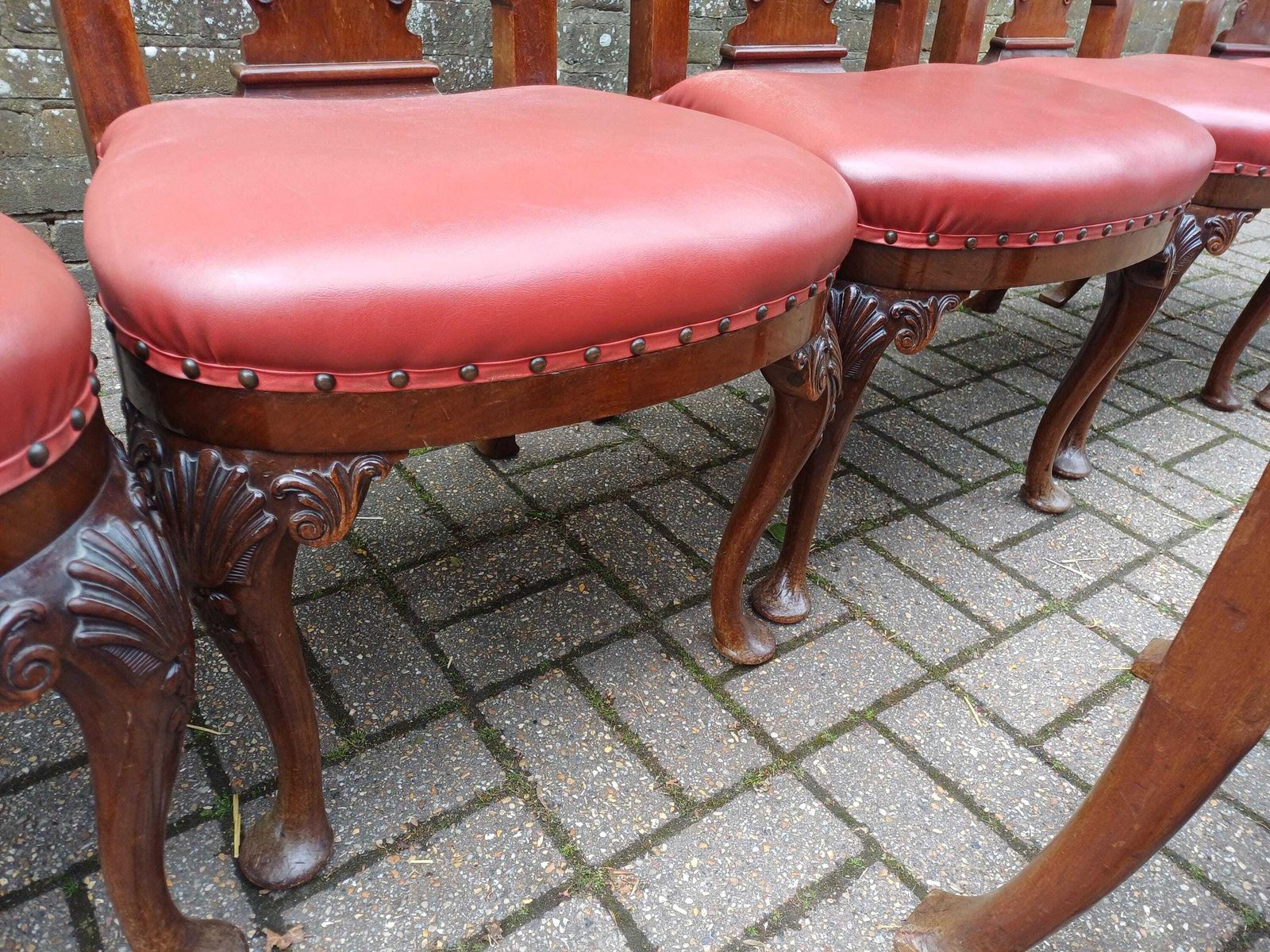 Set Of 6 Imposing Antique Style Mahogany Dining Chairs Queen Anne Chippendale Carvers Carved Cabriole Legs Red Seats photo 995.0