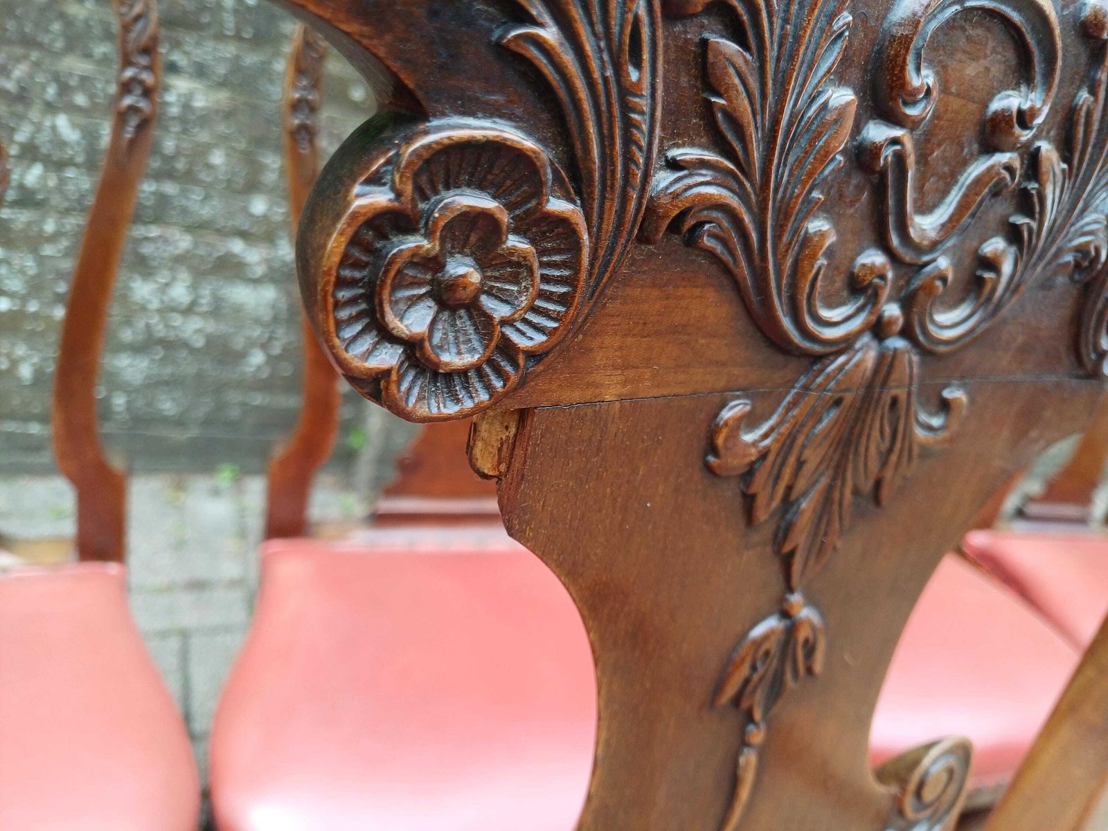 Set Of 6 Imposing Antique Style Mahogany Dining Chairs Queen Anne Chippendale Carvers Carved Cabriole Legs Red Seats photo vinterior