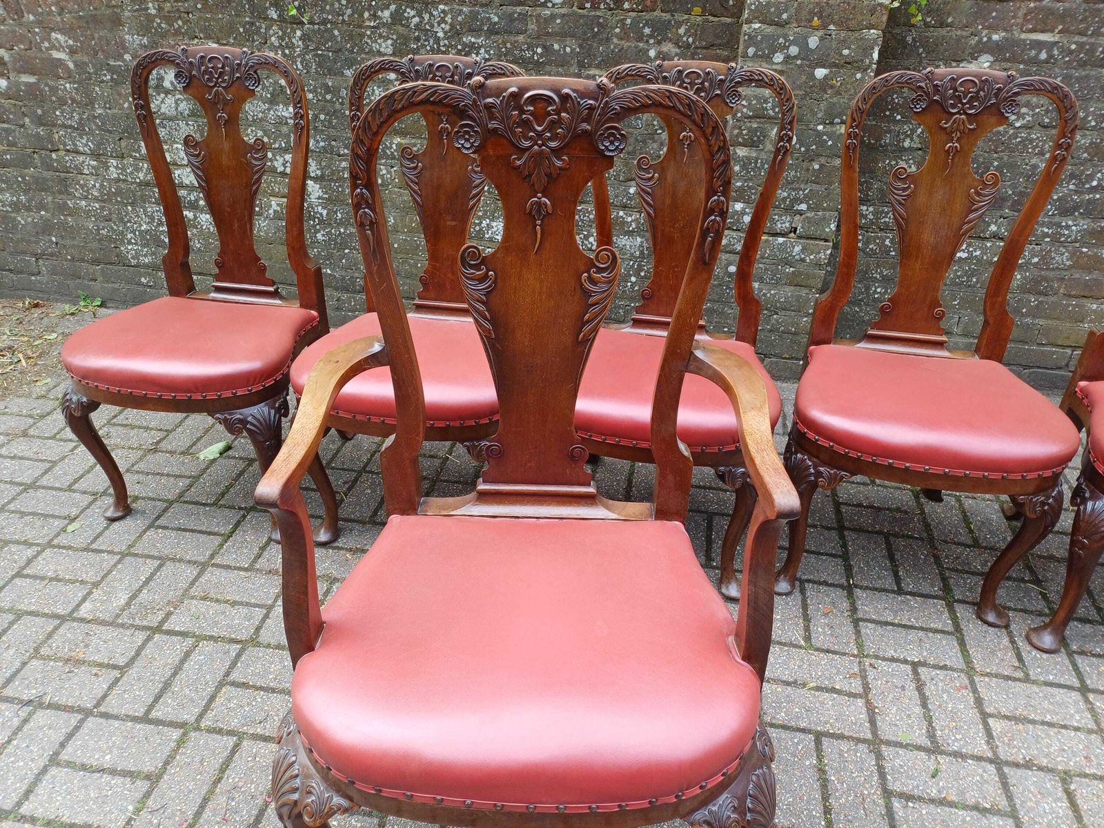 Set Of 6 Imposing Antique Style Mahogany Dining Chairs Queen Anne Chippendale Carvers Carved Cabriole Legs Red Seats photo vintage