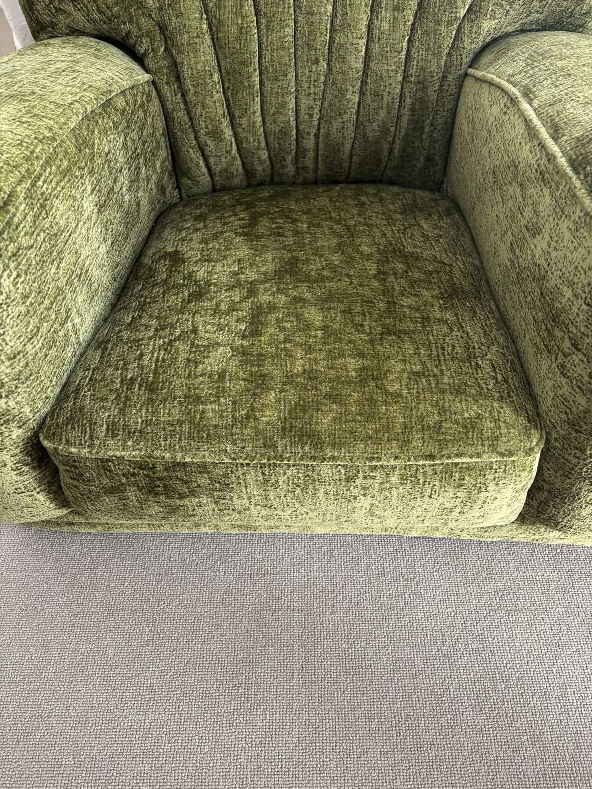 Matching Pair Art Deco Style Deep Armchairs In Forest Green Velvet photo vinterior