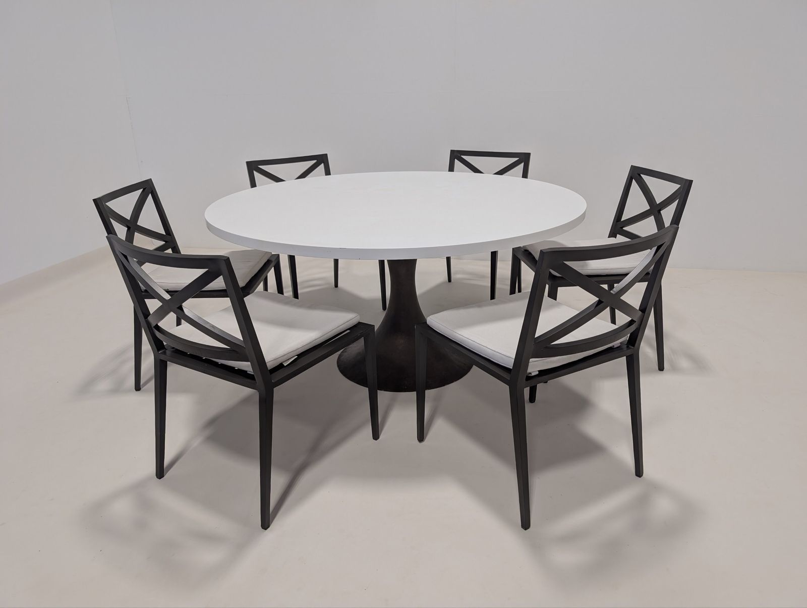 Wharf Workshop Staron Table photo vinterior