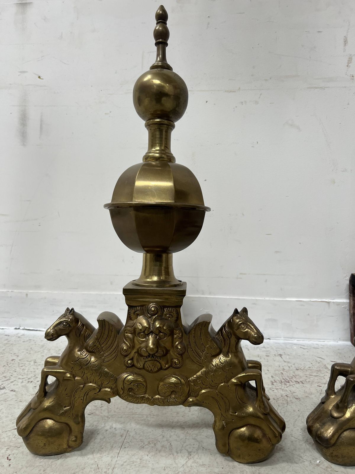 Important Pair Of 20th Century Brass Log Andirons photo Home Fixtures