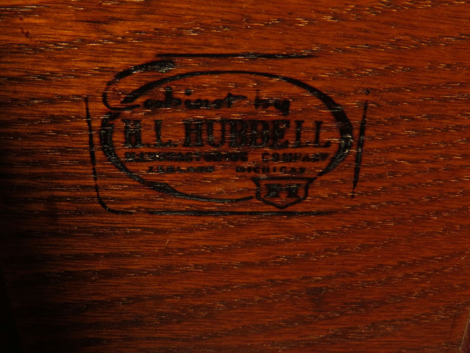 795.0 Mid Century Modern Desk By H.L.Hubbell Of Michigan photo