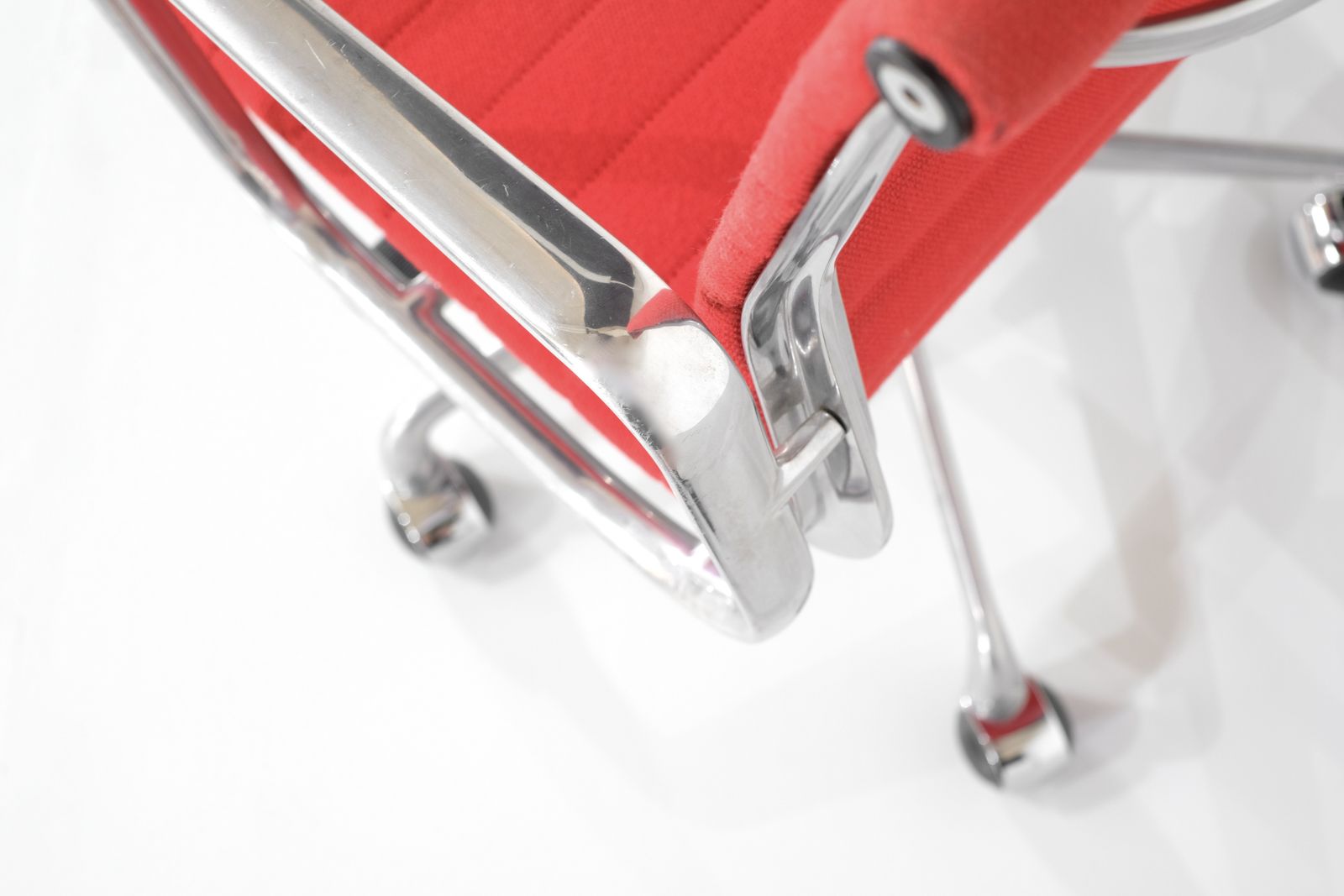 1150.0 Armchair For " Ea 117 " Charles Ray Eames For Icf, USA 1969. photo