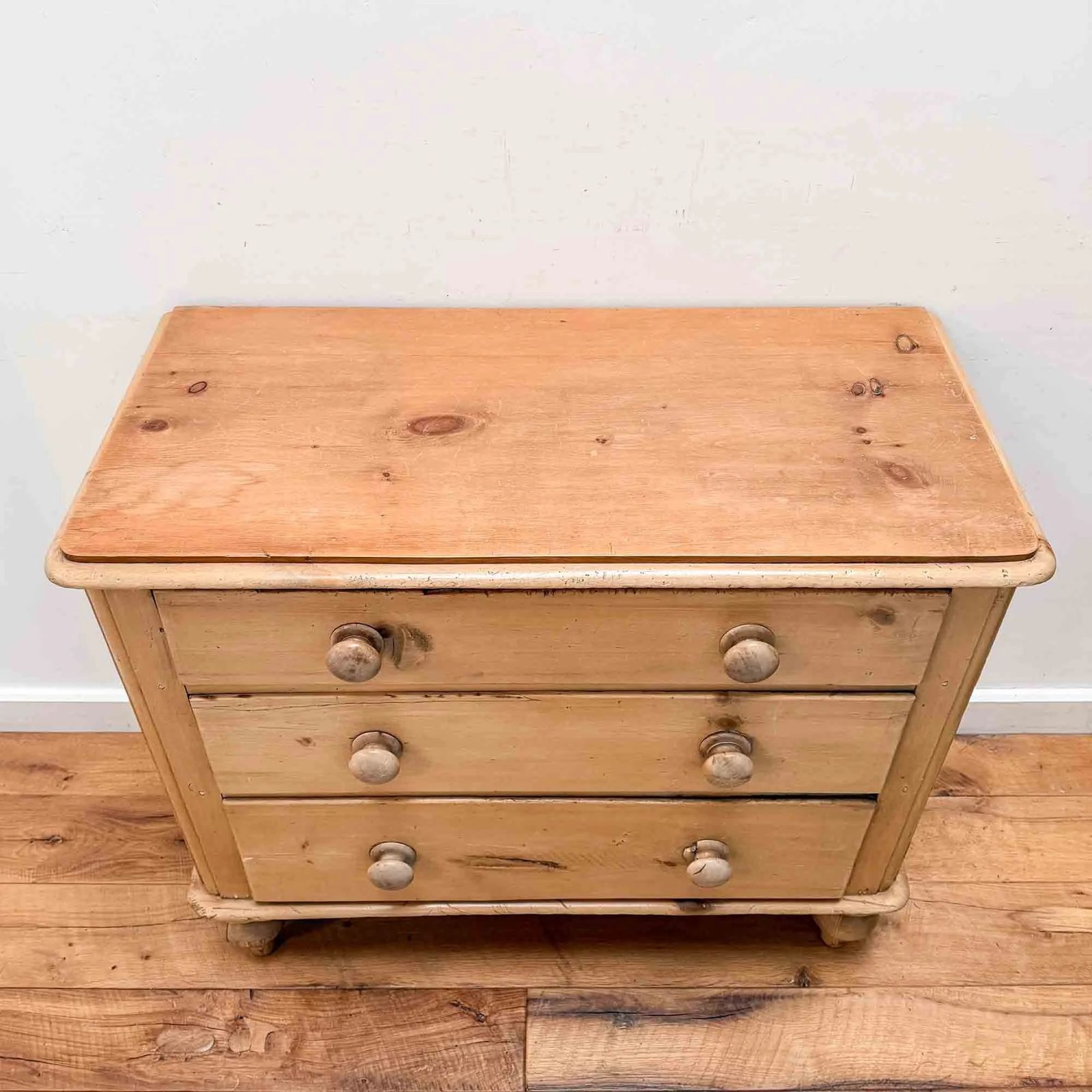 Antique Pine Chest Of Drawers With Rounded Corners photo for sale