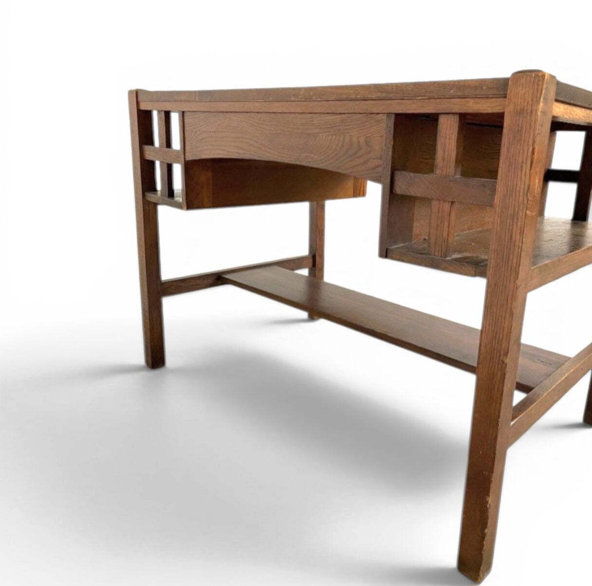 Early 20th Century Oak Arts And Crafts Desk By Bourn   Hadley USA / 1920s / USA / Stickley Brothers photo vinterior