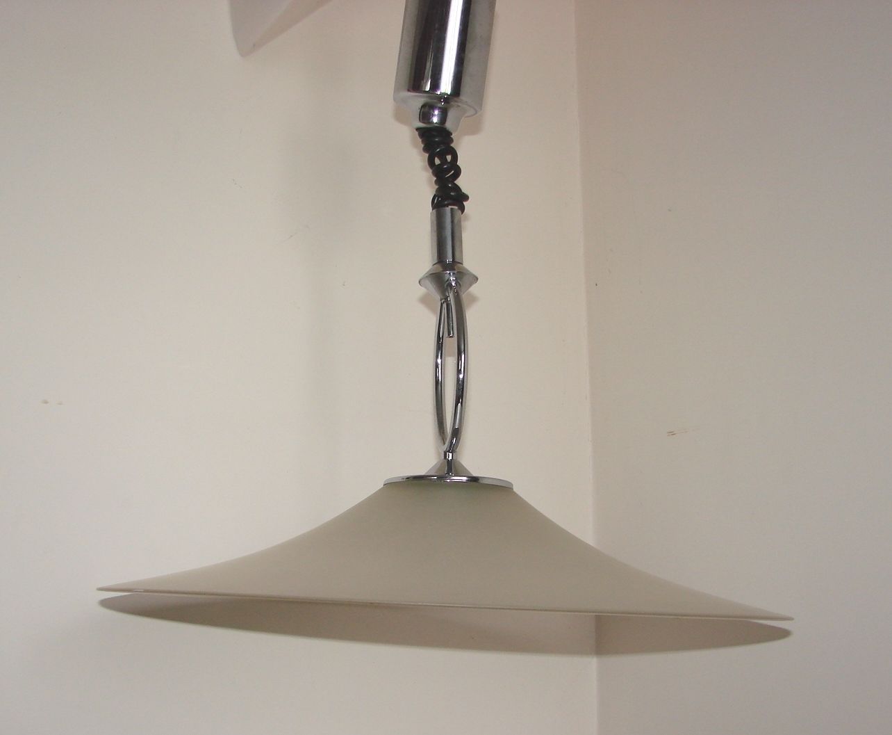 Helestra hanglamp, Duitsland, jaren 1970 | Chroom en matglas | Vintage photo vintage