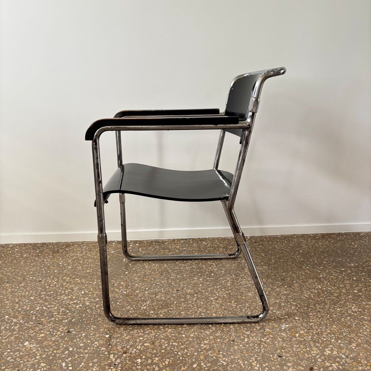 Model Ar Hopmi Chair By H. F. Mertens And A. Grimmon, Netherlands, 1930s photo vinterior