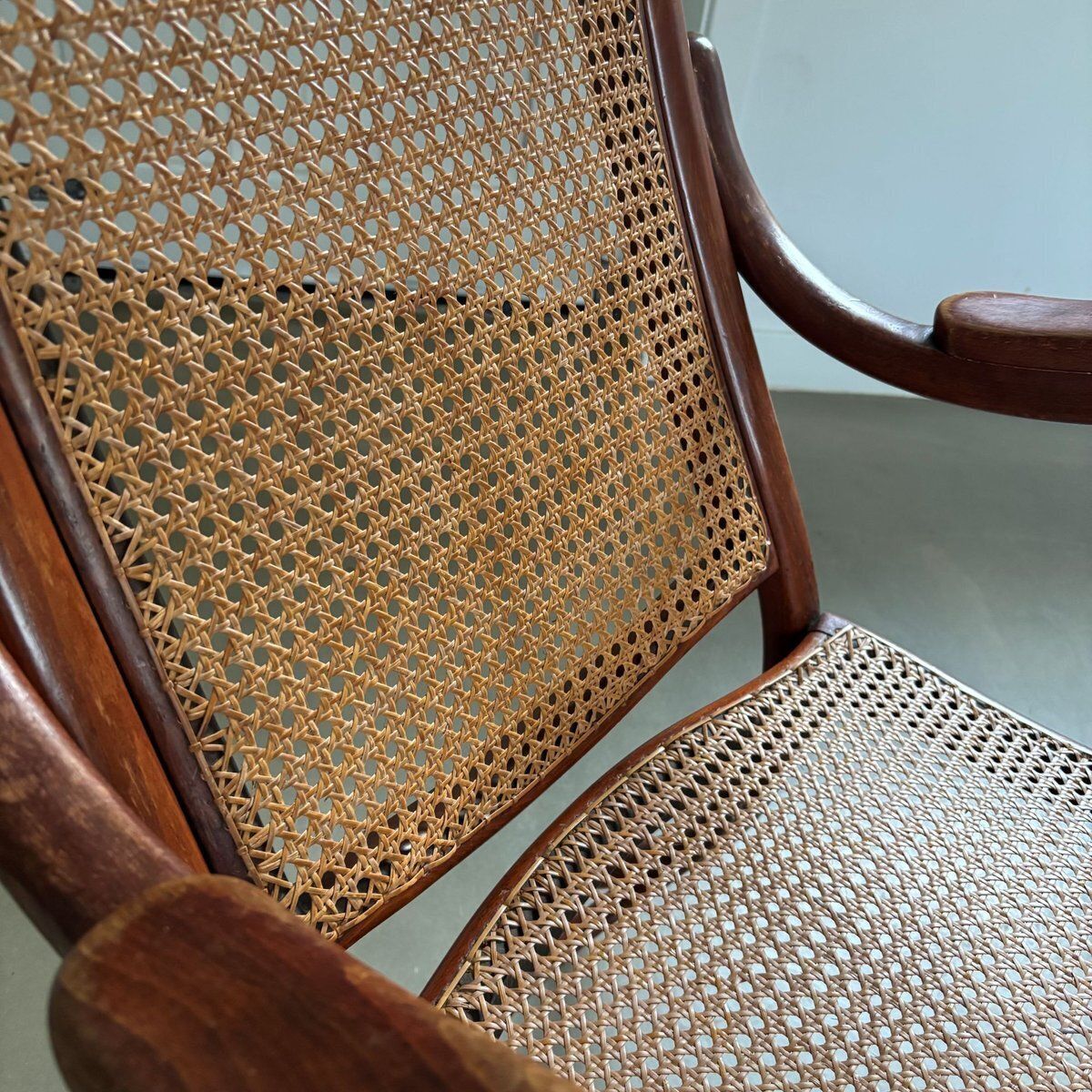 Model Nr. 2 Barbier Chair From Thonet, Austria, Late 1800s photo vinterior