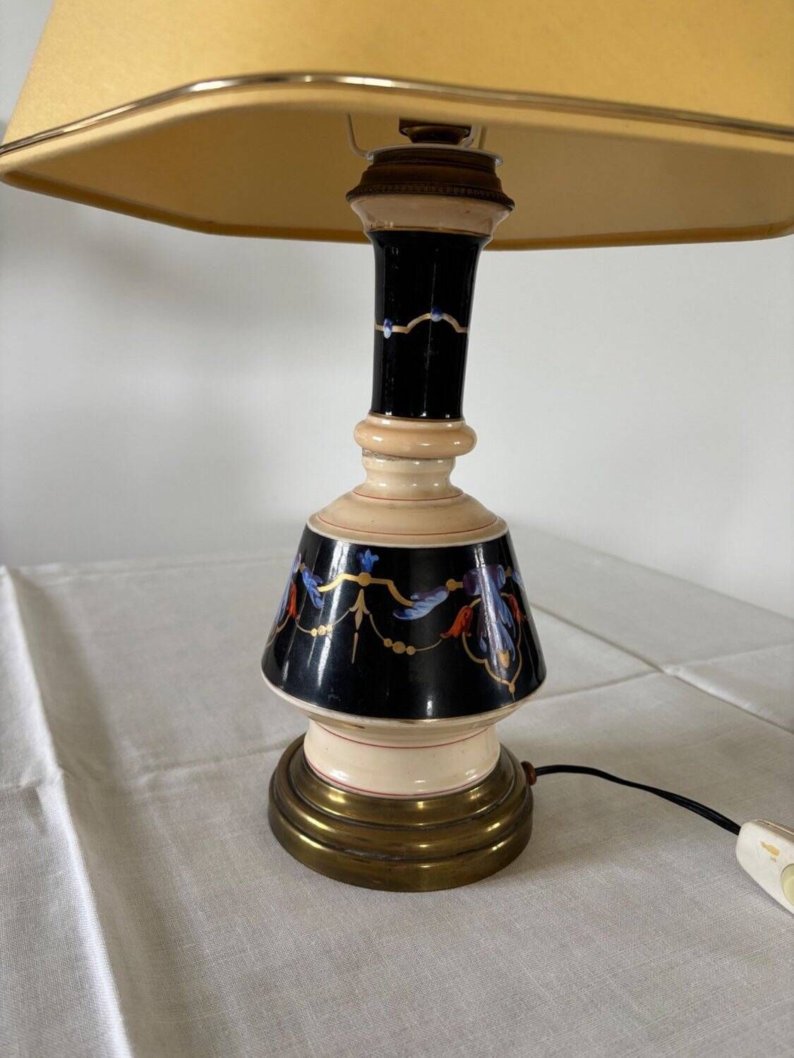 Art Deco Table Lamp In Glazed And Gilded Porcelain, 20th Century photo for sale