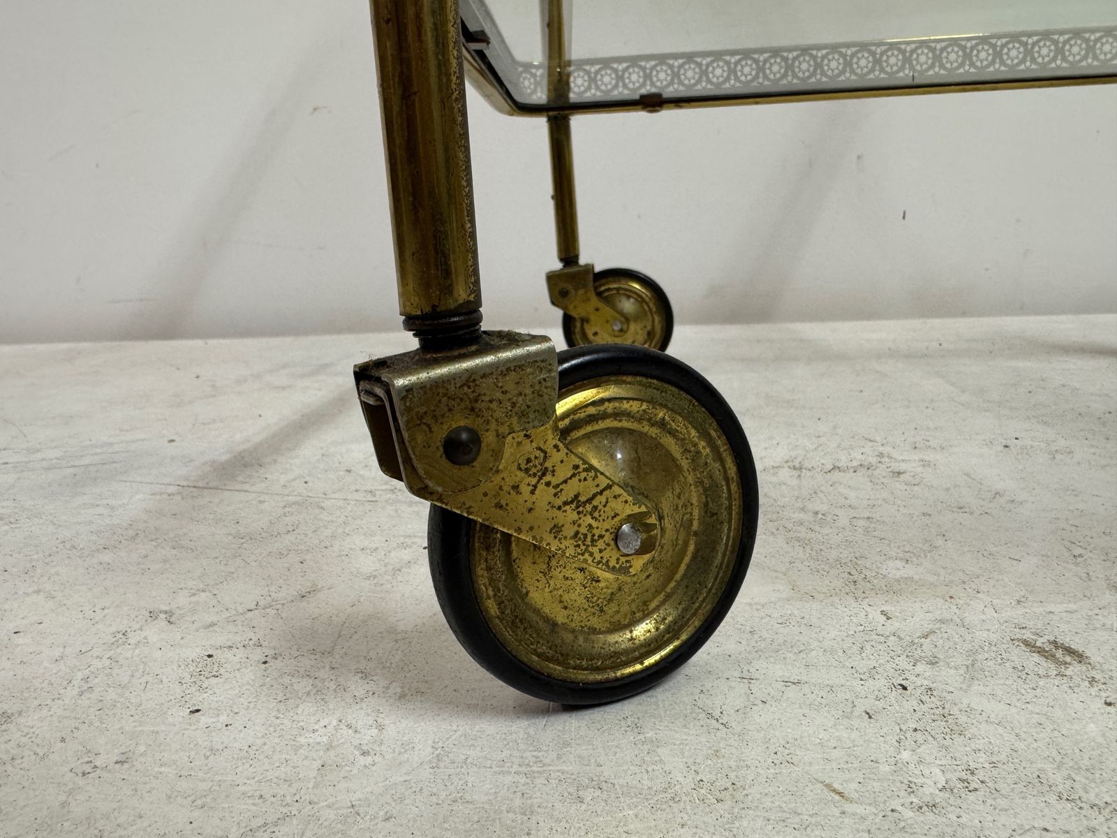 1960s French Brass Drinks Trolley Or Bar Cart photo vinterior