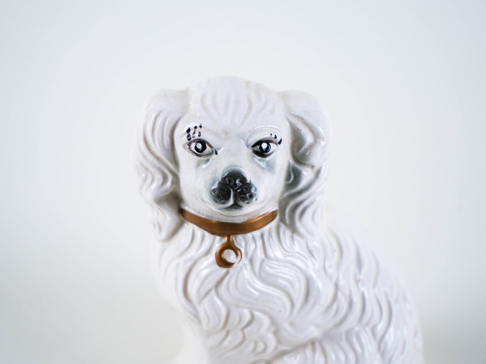 Porseleinen hondenbeeldje, Engelse stijl, ca. jaren 1960, vervaardigd door Beswick England photo 409.0