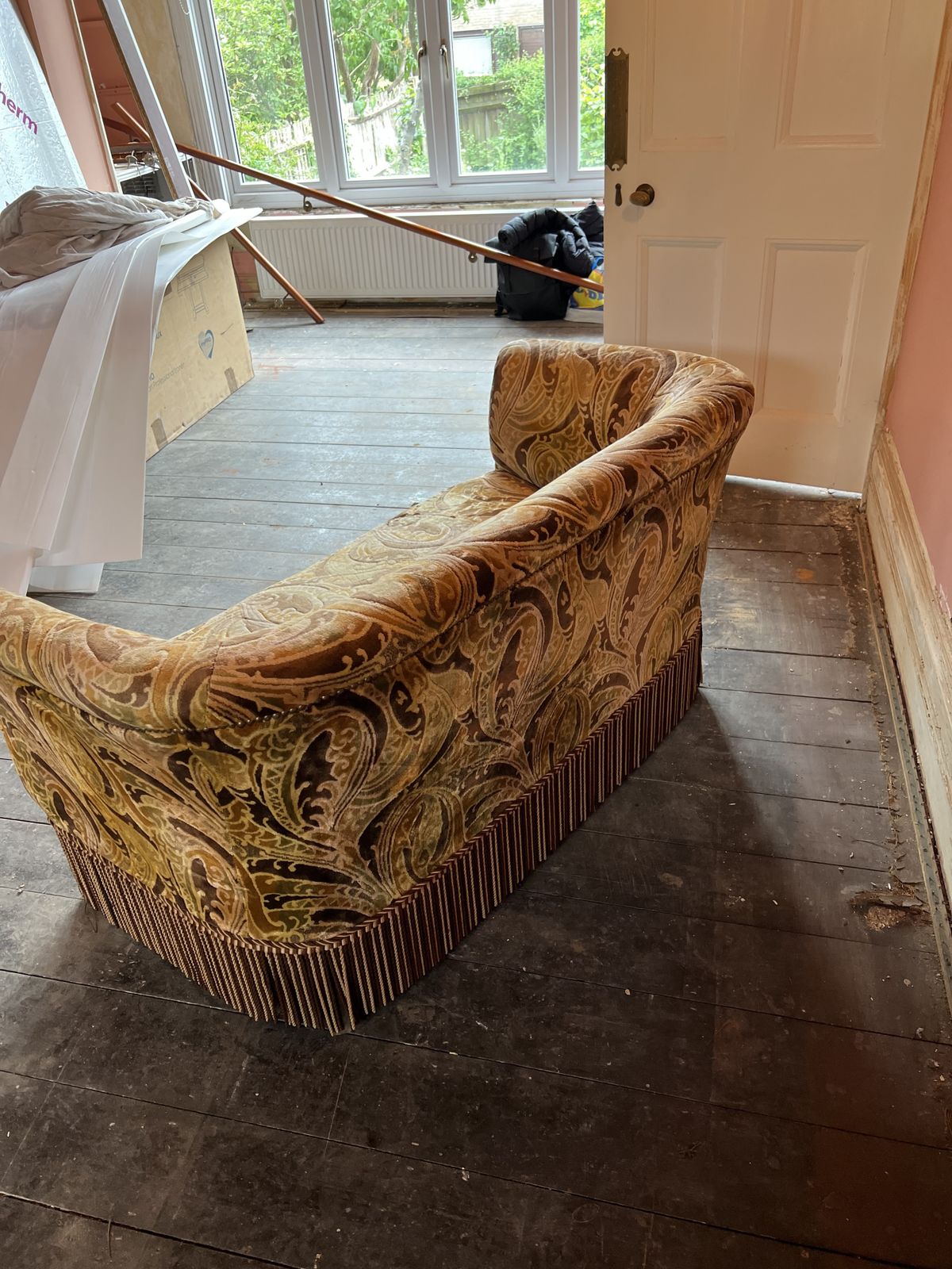 Vintage French 1970s Curved Paisley Velvet Cocktail Loveseat Sofa photo 795.0
