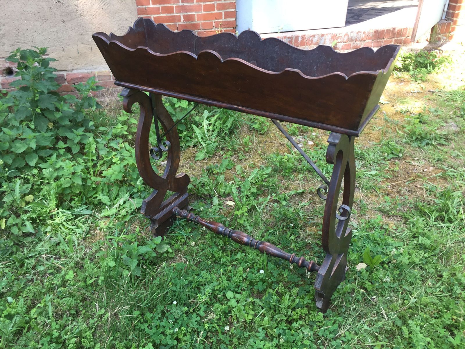 Home Decor Wrought Iron And Zinc Wood Planter. photo