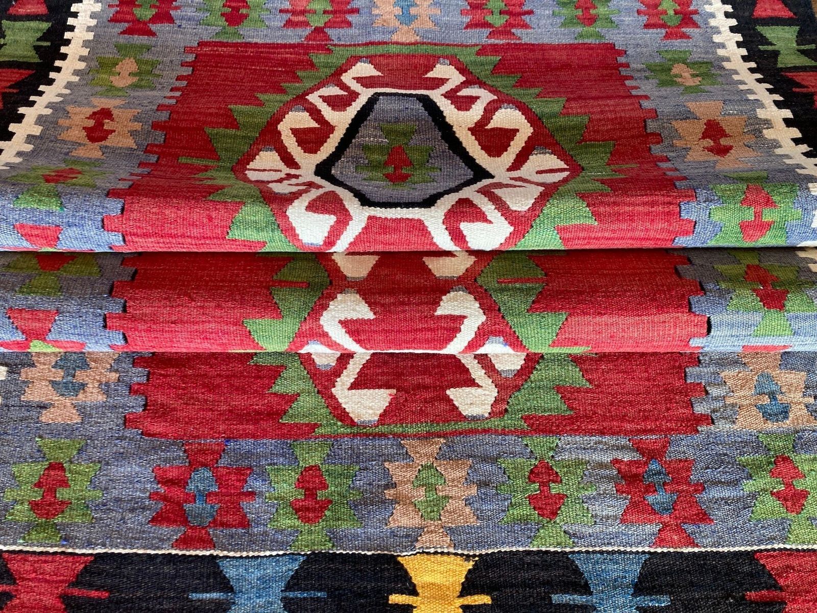 photo buy Vintage Anatolisch kilim 1,50 m x 0,98 m